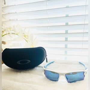 Oakley Flak 2.0 White Sunglass